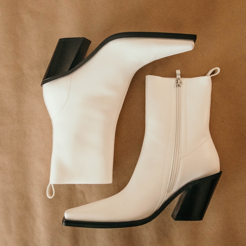 BRAND NEW Nasty Gal heeled boots